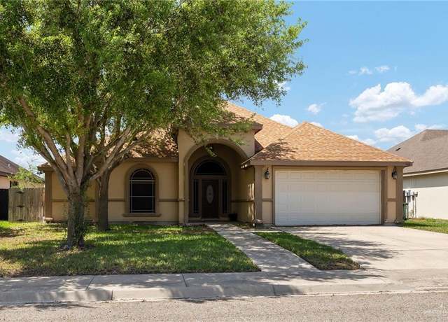 Property at 300 N 18th St, Hidalgo, TX 78557, 3 beds, 2 baths