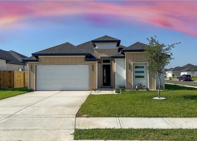 Property at 1009 W Cloud 9 Ln, Edinburg, TX 78541, 3 beds, 2.5 baths
