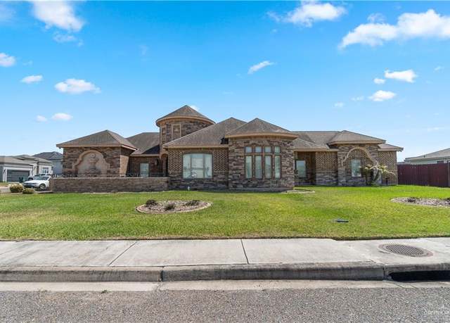 Property at 315 N 17th St, Hidalgo, TX 78577, 3 beds, 2.5 baths