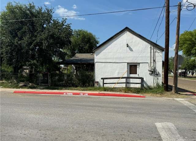 Property at 109 E Esperanza Ave, Hidalgo, TX 78557, 3 beds, 2 baths