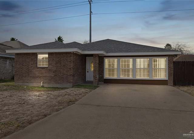 Property at 904 S Diplomat Dr, Pharr, TX 78577, 3 beds, 2 baths