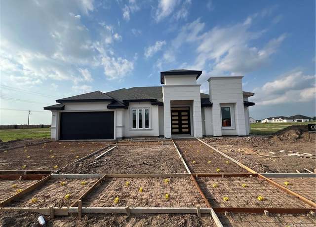 Property at 4513 Rivers Cove St, Edinburg, TX 78542, 4 beds, 2.5 baths