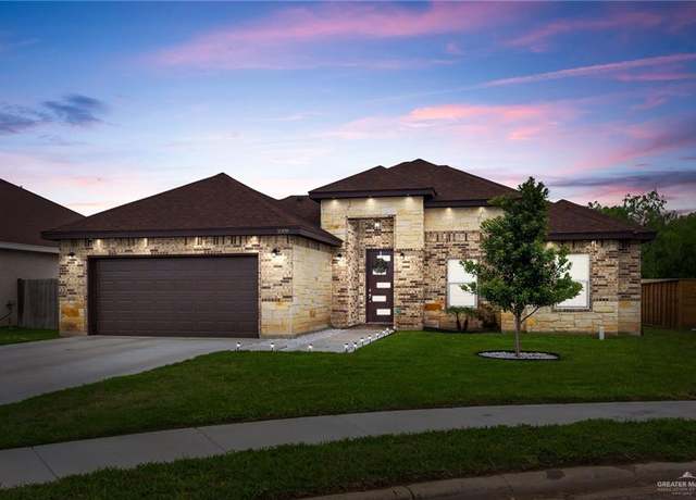 Property at 1009 Sunny Dr, Weslaco, TX 78596, 4 beds, 2.5 baths