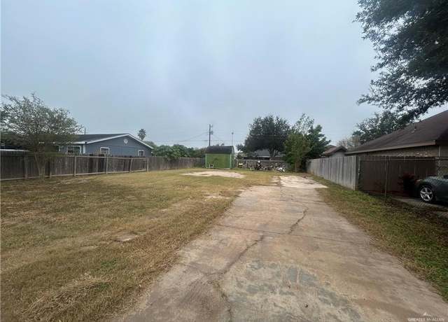 Property at 1002 Paisano St, San Juan, TX 78589