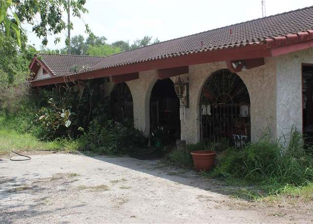 Property at 6221 N Taylor Rd, Mission, TX 78573, 3 beds, 2.5 baths