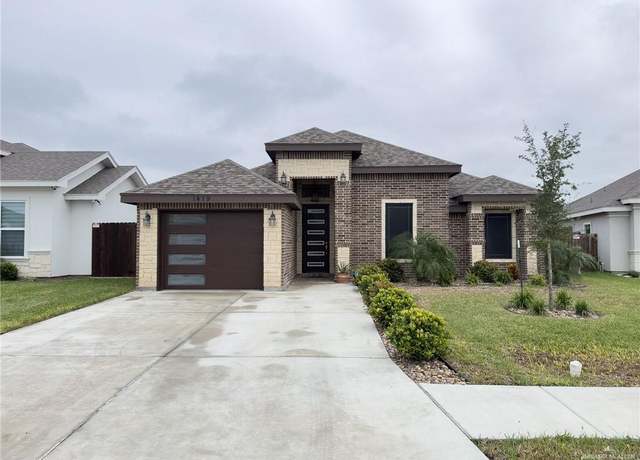 Property at 1419 Frente Al Mar Dr, Weslaco, TX 78596, 3 beds, 2 baths