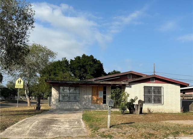 Property at 701 E Mcintyre St, Edinburg, TX 78541, 3 beds, 2 baths