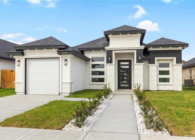Property at 5933 N Gira Del Sol St, Edinburg, TX 78542, 3 beds, 2.5 baths