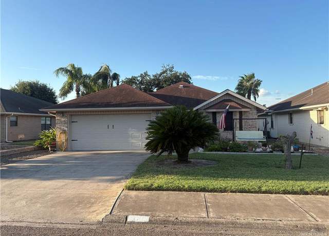 Property at 320 Diana Dr, Alamo, TX 78516, 2 beds, 2 baths