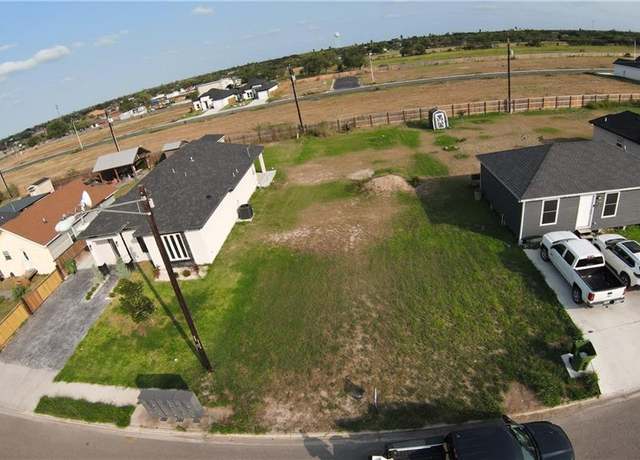 Property at 1322 Carlos Dr, Alamo, TX 78516