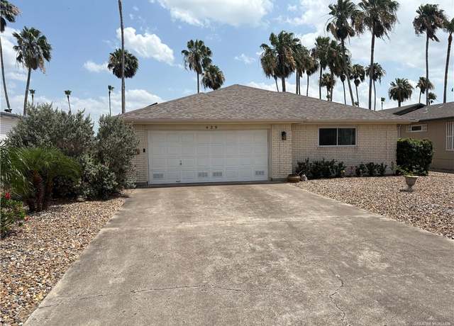 Property at 429 Northcutt Dr, Alamo, TX 78516, 2 beds, 2 baths