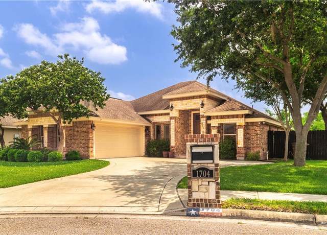 Property at 1704 Yellow Stone St, Edinburg, TX 78542, 4 beds, 3 baths