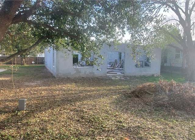 Property at 3027 W 6th St, Weslaco, TX 78596, 3 beds, 2 baths