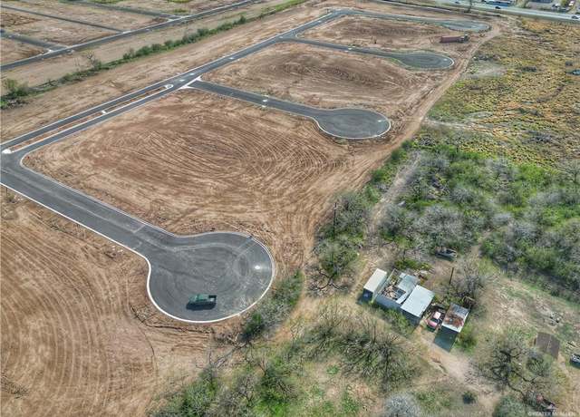 Property at 700 Dominion Dr, Weslaco, TX 78596