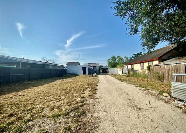 Property at 132 Valle Vista Dr, Elsa, TX 78543