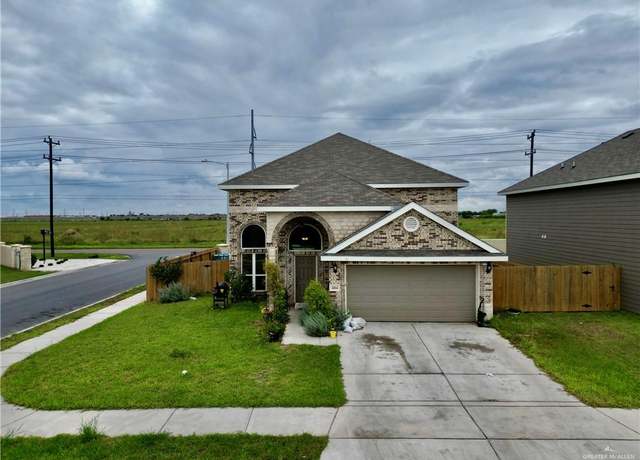 Property at 404 Central Park St, Edinburg, TX 78541, 4 beds, 3.5 baths