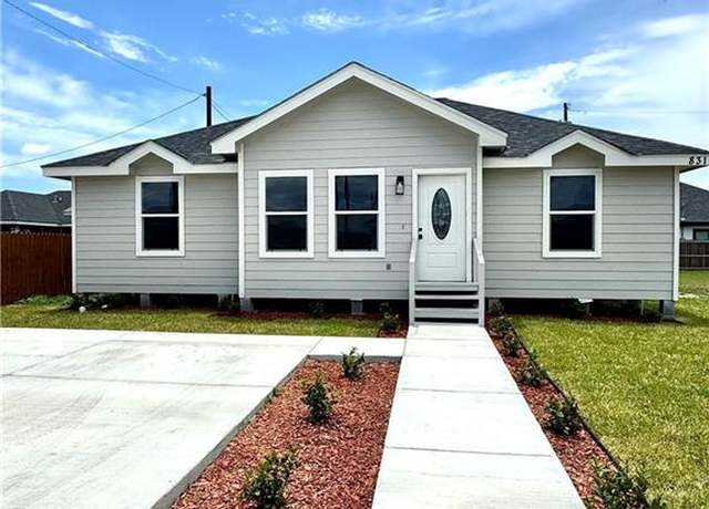 Property at 831 Canela Dr, Alamo, TX 78516, 3 beds, 2 baths