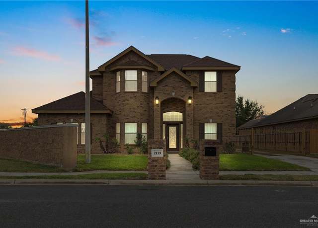 Property at 2119 Glendale Dr, Edinburg, TX 78541, 3 beds, 2.5 baths