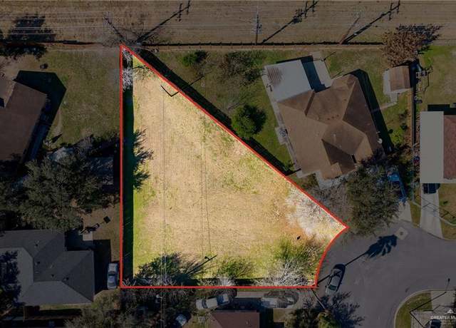 Property at 400 Vera Cruz Dr, San Juan, TX 78589