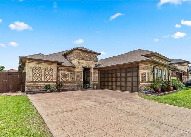 Property at 1936 Tierra Santa Cir, Edinburg, TX 78542, 4 beds, 2.5 baths
