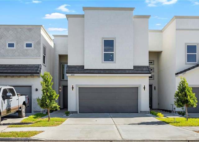 Property at 2211 Dorado Dr, Mission, TX 78573, 3 beds, 2.5 baths