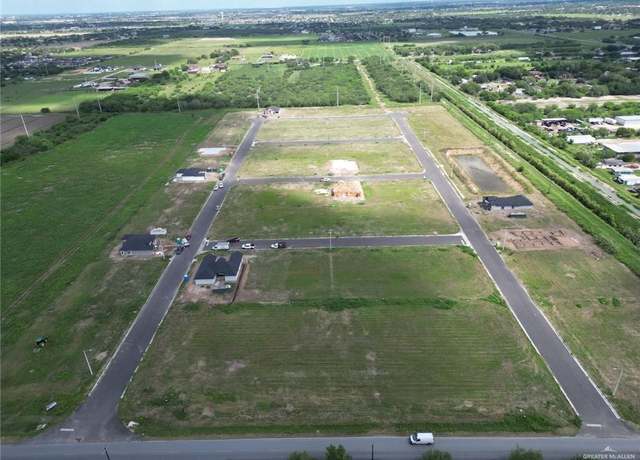 Property at 909 40th St, San Juan, TX 78589