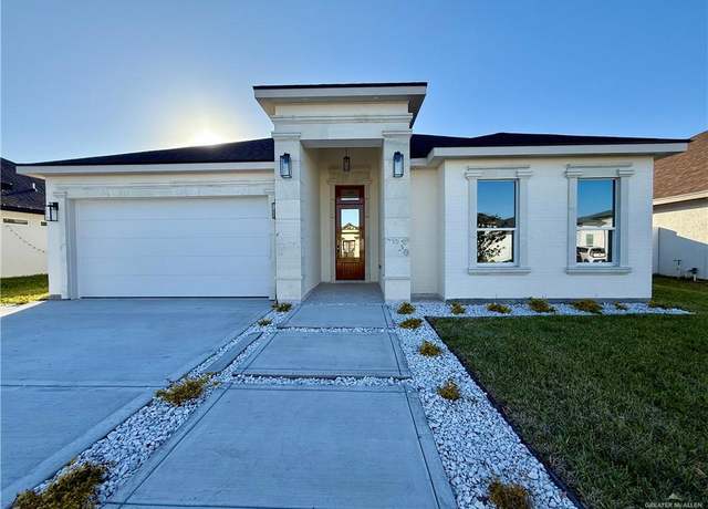 Property at 809 N Trinity St N, Edinburg, TX 78541, 4 beds, 3 baths