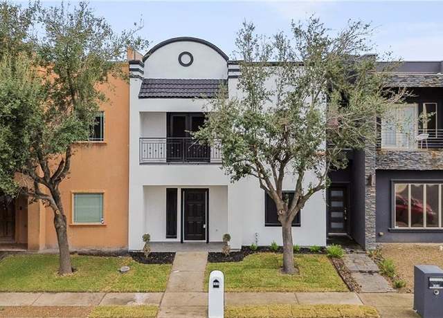 Property at 6832 N 4th St, Mcallen, TX 78504, 3 beds, 2.5 baths
