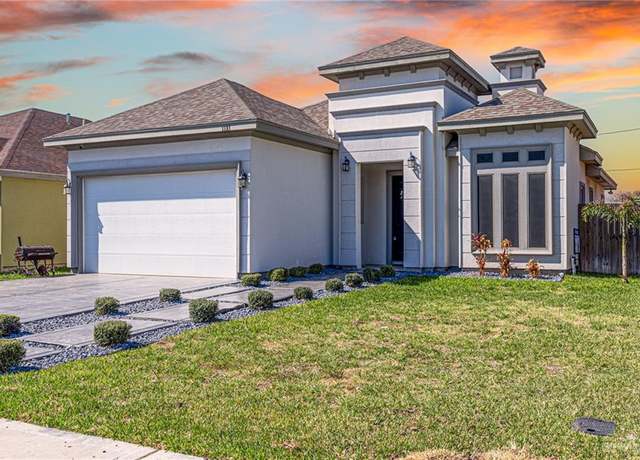 Property at 1333 13th St, Alamo, TX 78516, 3 beds, 2.5 baths