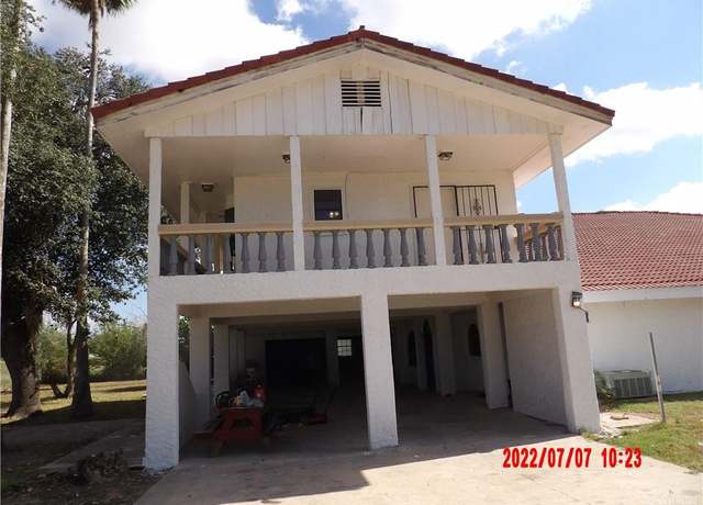 Property at 2417 S Clearview Dr SE, Donna, TX 78537, 5 beds, 5.5 baths