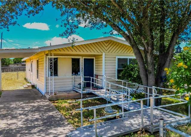 Property at 913 E Peter St, Edinburg, TX 78541, 3 beds, 2 baths