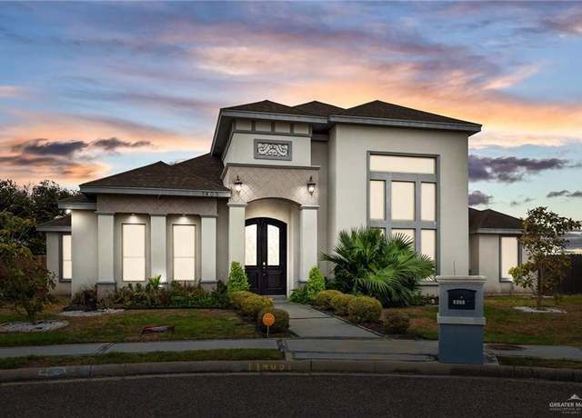 Property at 1405 Hummingbird Dr, Pharr, TX 78577, 4 beds, 4.5 baths