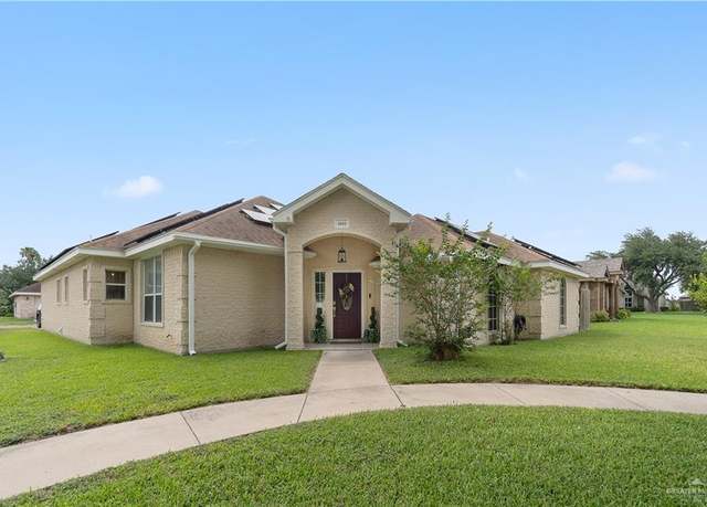 Property at 1602 Meadow Ln, Harlingen, TX 78550, 3 beds, 2.5 baths