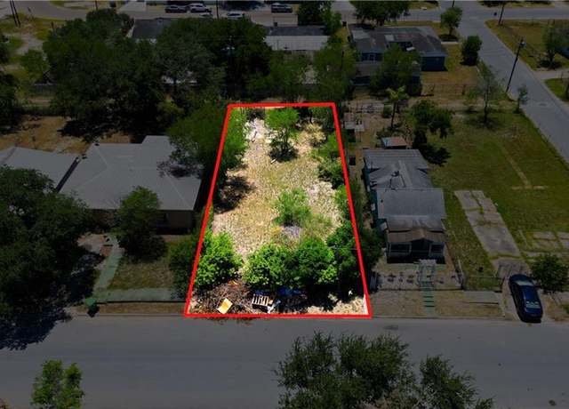 Property at 222 W Pablo Layton St, Elsa, TX 78543