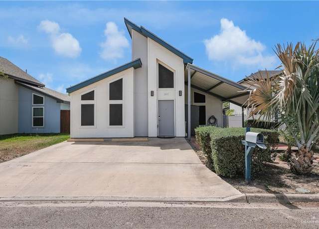 Property at 1907 Lake Point Dr, Mission, TX 78572, 3 beds, 2.5 baths