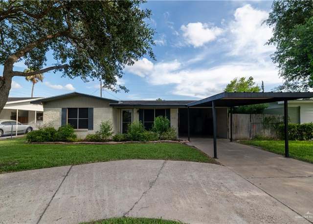 Property at 210 E Hurst St E, Harlingen, TX 78550, 3 beds, 2 baths