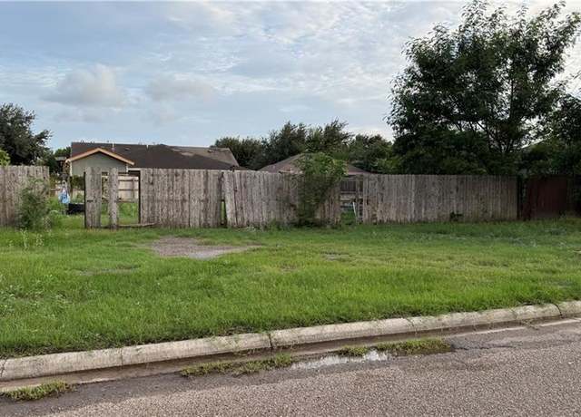 Property at 2001 1 1/2 St, Mission, TX 78572