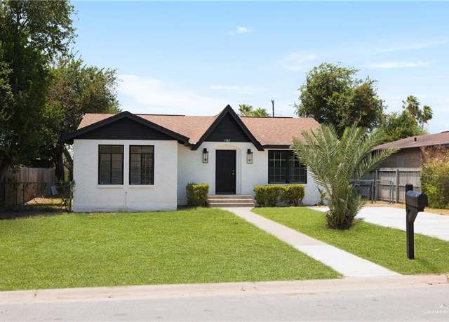 Property at 1305 Quince Ave, Mcallen, TX 78501, 2 beds, 2 baths