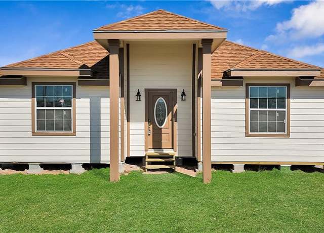 Property at 24114 Los Indios St, Edinburg, TX 78542, 4 beds, 2 baths