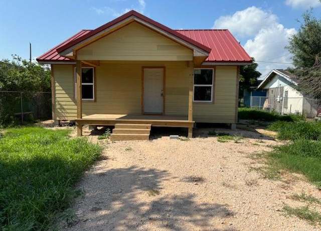 Property at 3020 E Elizabeth St, Edinburg, TX 78542, 2 beds, 2.5 baths