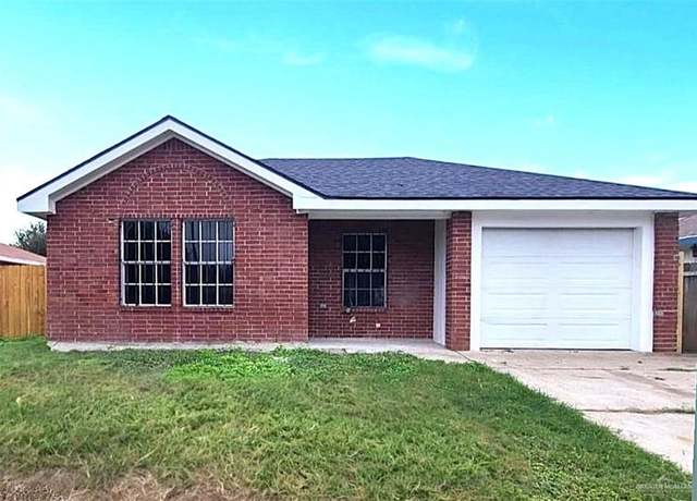 Property at 800 Rio Vista Ave, Pharr, TX 78577, 3 beds, 2 baths
