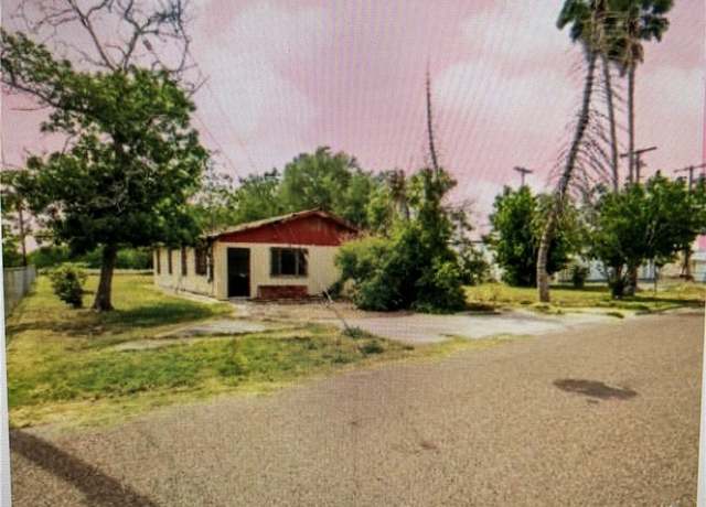 Property at 1202 S Tio Ave, Weslaco, TX 78596, 4 beds, 2 baths