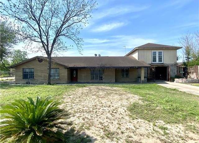 Property at 310 Chayo St, Sullivan City, TX 78595, 4 beds, 2.5 baths