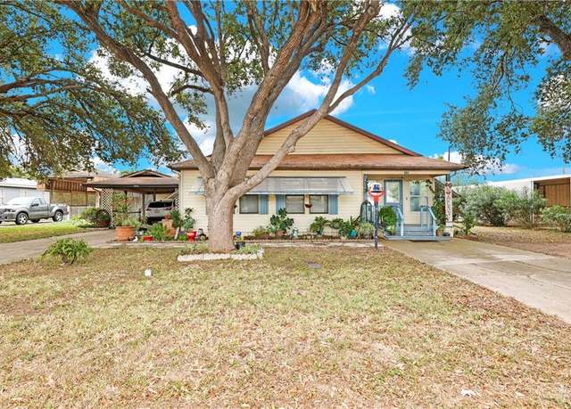 Property at 861 Kennard St, Donna, TX 78537, 3 beds, 2.5 baths