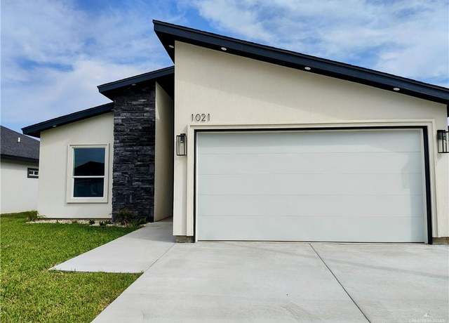Property at 1021 W Ramses St, Edinburg, TX 78541, 3 beds, 2.5 baths