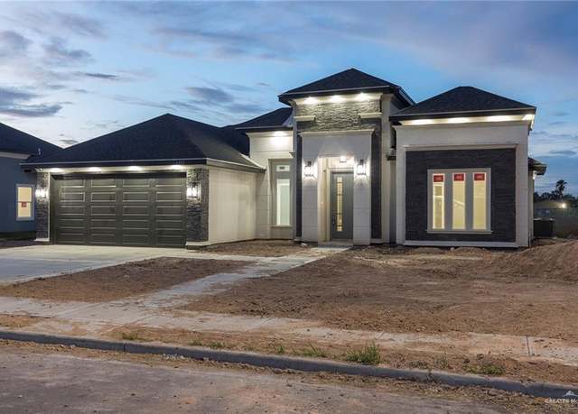 Property at 1402 Tee Box Dr, Weslaco, TX 78596, 3 beds, 2 baths