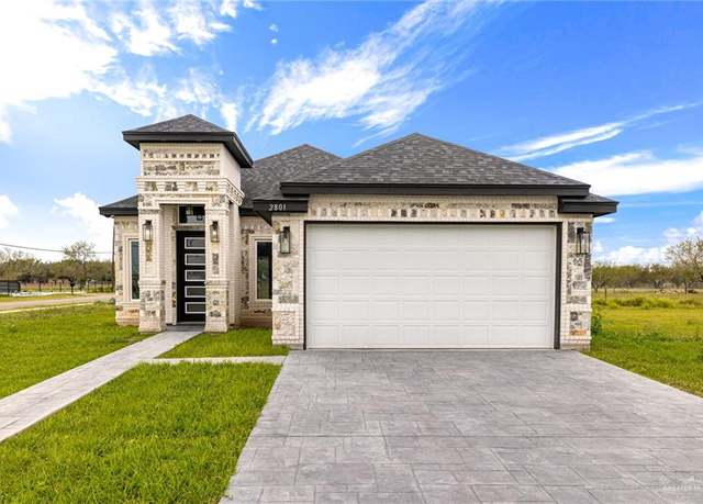 Property at 2801 N Alyna Ave, Edinburg, TX 78541, 4 beds, 2.5 baths