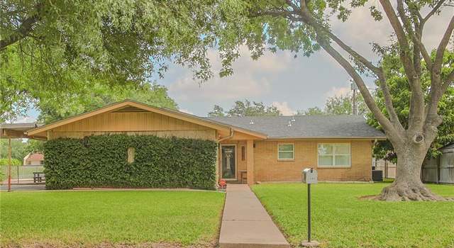 Photo of 1101 Country Club Dr, Mission, TX 78572