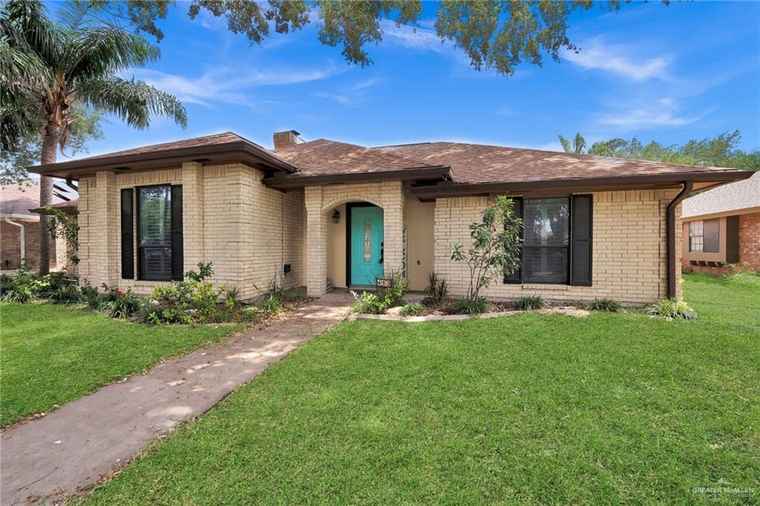 Photo of 413 Xanthisma Ave McAllen, TX 78504