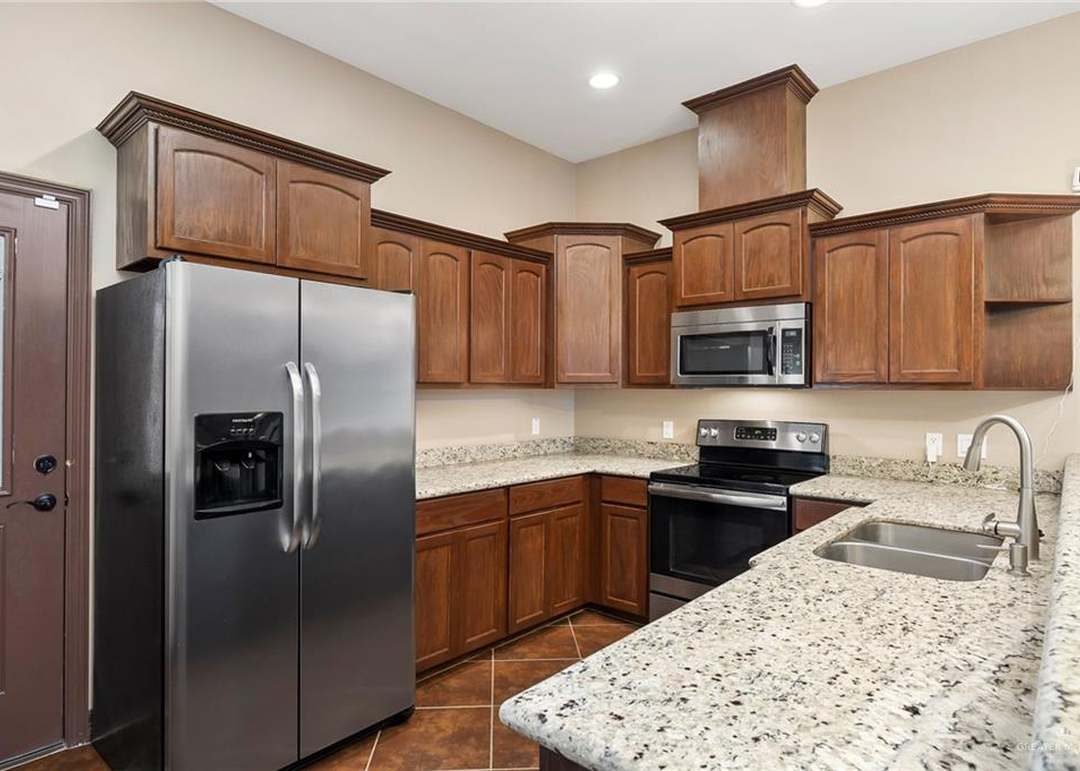 423 Benites St, Edinburg, TX 78539